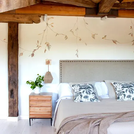 Дом отдыха Wishome- Preciosa Casa Con Piscina Noches De Eclipse Valdaliga