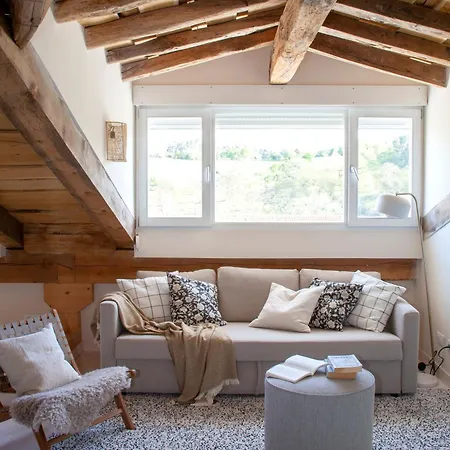 Wishome-Casa Muy Especial Con Piscina Climatizada, Cerca De Comillas Дом отдыха Valdaliga