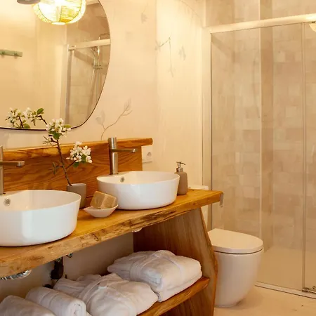 Дом отдыха Wishome-Casa Muy Especial Con Piscina Climatizada, Cerca De Comillas