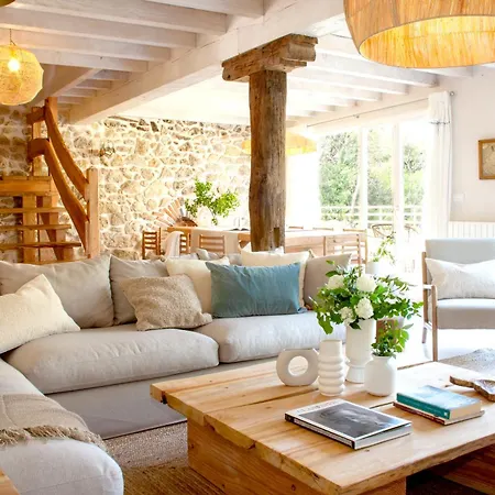 Wishome-Casa Muy Especial Con Piscina Climatizada, Cerca De Comillas Дом отдыха Valdaliga