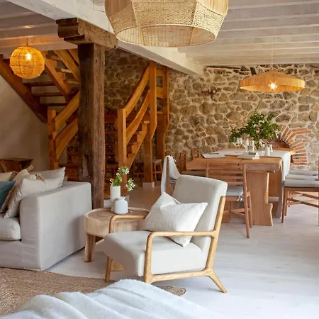Wishome-Casa Muy Especial Con Piscina Climatizada, Cerca De Comillas Дом отдыха Valdaliga
