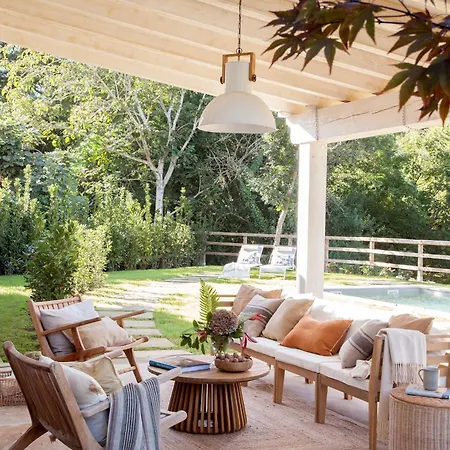 Дом отдыха Wishome-Casa Muy Especial Con Piscina Climatizada, Cerca De Comillas