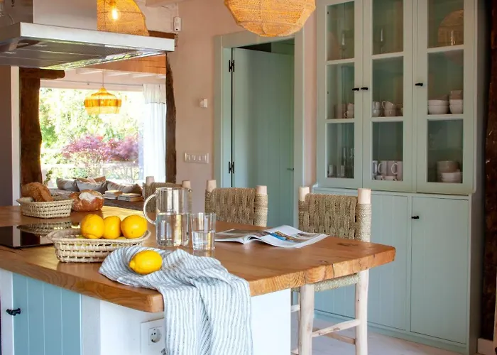 Wishome-casa Independiente Con Gran Jardin Y Piscina Climatizada Дом отдыха Valdaliga