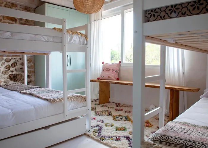 Дом отдыха Wishome-casa Independiente Con Gran Jardin Y Piscina Climatizada